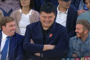 Wake-Up: Powrót Kyriego w Chinach. Maxime Raynaud na farcie. Preseason jeszcze trwa